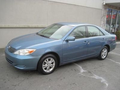 2004  toyota camry le leather low miles super clean we finance well maintained