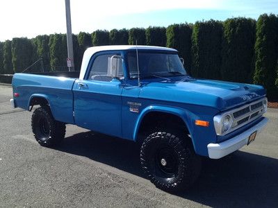 Power wagon 100, 383 ci v-8, auto, short box, 4x4, "rare find"