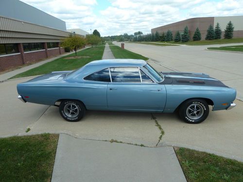 1969 plymouth roadrunner 383 cid auto b3 blue solid southern car !!!