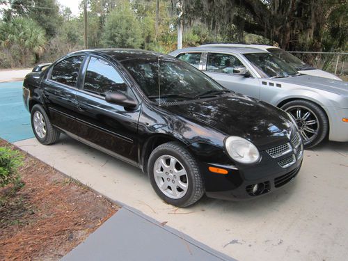 2005 dodge neon sxt sedan 4-door 2.0l