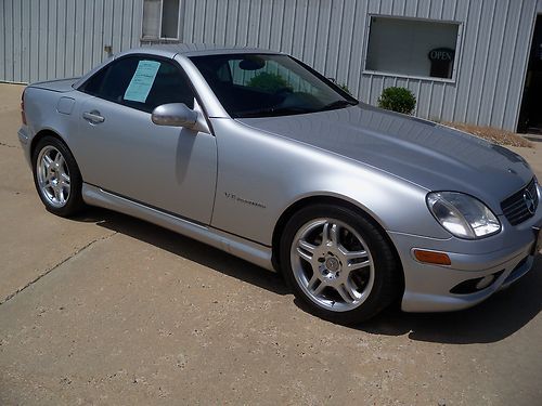 2002 mercedes-benz slk32 amg convertible 2-door 3.2l-supercharged!!