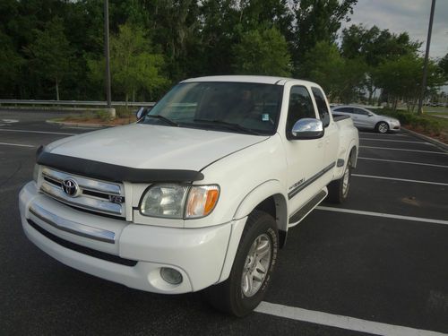 2004 toyota tundra sr5 extended cab pickup 4-door 4.7l