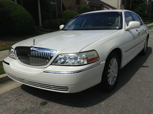 2003 lincoln town car - signature series