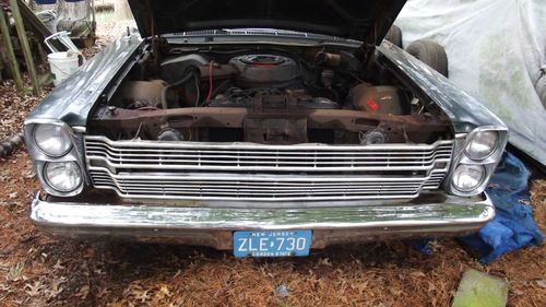 1966 ford galaxy 4 door 289 v8 standard trans on floor...priced to sell