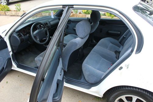 1993 White Toyota Corolla very Clean, US $2,300.00, image 6
