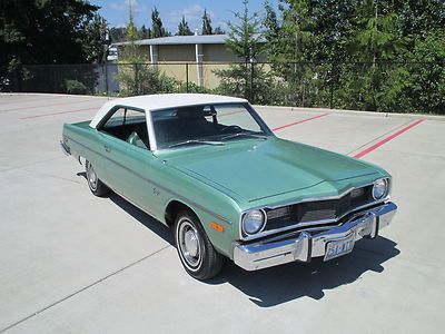 1975 dodge dart swinger rare 4 spd with o/d original paint no rust  73k miles