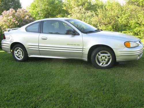 2001 pontiac grand am se 2-door 2.4l