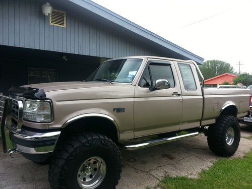 F-150 xlt lifted on 38" mud grapplers