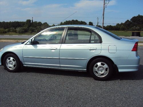 Very clean one owner 2004 honda civic hybrid sedan 4-door 1.3l no reserve