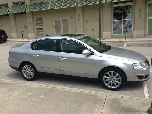 2010 vw passat komfort - only 19k miles!! like new!!