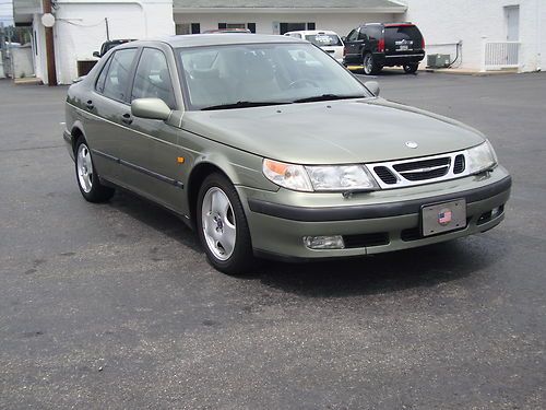 1999 saab 9-5 base sedan 4-door 2.3l