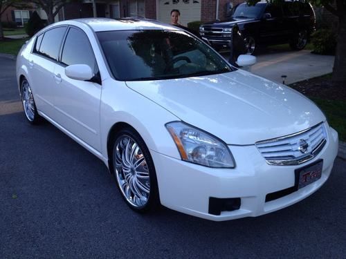 2007 nissan maxima (white)