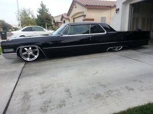 1966 cadillac deville base hardtop 2-door 7.0l