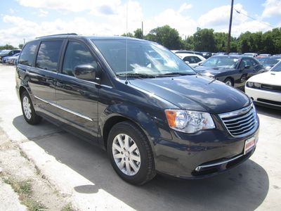BRAND NEW SLEEK DARK BLUE 2013 CHRYSLER TOWN & COUNTRY TOURING, image 2