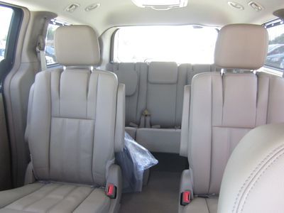 BRAND NEW SLEEK DARK BLUE 2013 CHRYSLER TOWN & COUNTRY TOURING, image 14