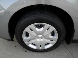 2010 Nissan Versa S Sedan 4-Door 1.8L, US $10,400.00, image 4