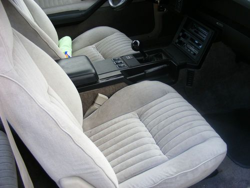 Black 1983 z 28 camaro 9000 original miles garage kept.Very good condtion 350LT1, US $8,900.00, image 5