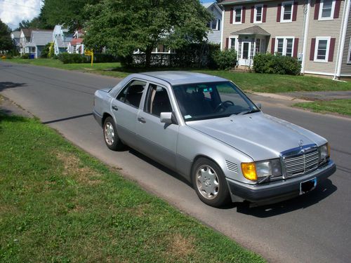 1991 mercedes-benz 300d 2.5 sedan 4-door 2.5l