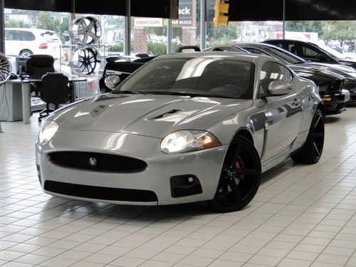 Xkr supercharged! custom 20's! show stopping look! carfax certified!