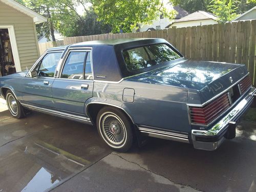 1987 mercury grand marquis gs excellent condition norust low miles low reserve