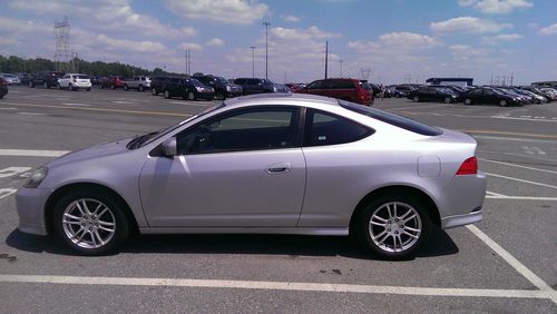 2005 acura rsx    stock-super clean-mechanically 100%
