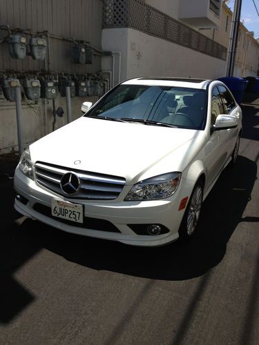 2009 mercedes c300 white w/ full leather - pristine condition