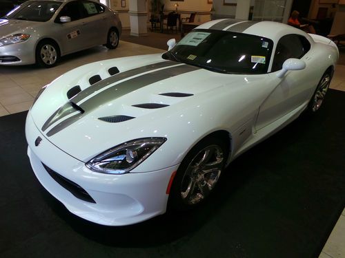 2013 dodge viper srt coupe