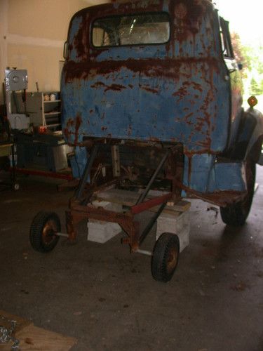1952 Chevrolet COE 5700, image 2
