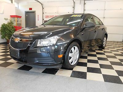 2011 chevrolet cruze ls 39k no reserve salvage rebuildable 36 mpg highway