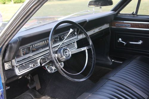 Beautiful 1966 Ford Fairlane **LOW RESERVE**, image 4