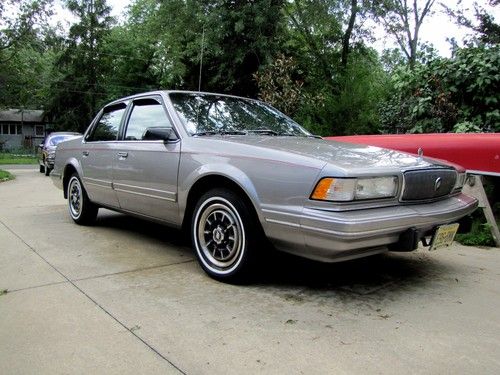 1995 Buick Century Special Sedan 4-Door 3.1L, image 16