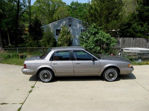 1995 Buick Century Special Sedan 4-Door 3.1L, image 20