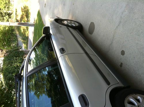 2000 Volvo V40 NO RESERVE, image 2