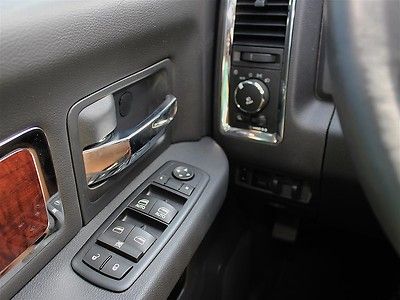 Laramie 4x4 Leather Sunroof Bed Liner MP3 UConnect Navigation Rims and Tires, image 27