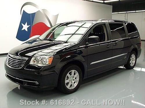 2011 chrysler town &amp; country touring 7-pass nav dvd 17k texas direct auto