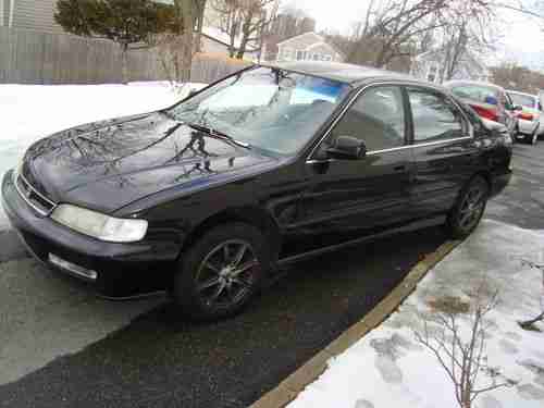 1997 HONDA ACCORD LX 5 SPEEDS,4 CYL 2.2L ENGINE,EXCELLENT RIDE,NO RESERVE PRICE, image 6