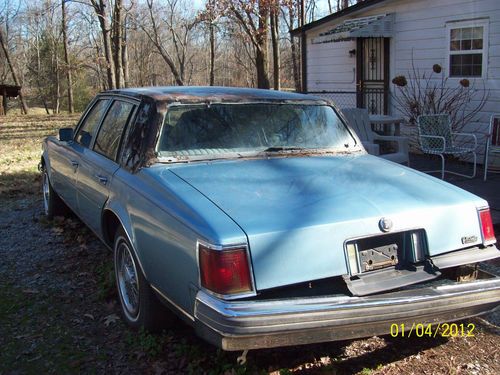 1976 cadillac seville base sedan 4-door 5.7l