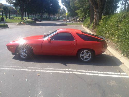 1985 porsche 928 s coupe 2-door 5.0l