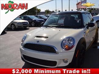 2013 mini cooper hardtop s 1 owner, low miles,6 speed, heated, black wheels