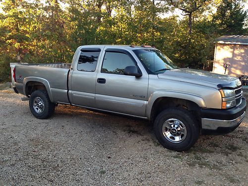 2006 chevy silverado 2500 hd 4x4 extended cab