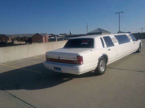 1994 Lincoln Town Car Executive Limousine 4-Door 4.6L, US $2,300.00, image 2