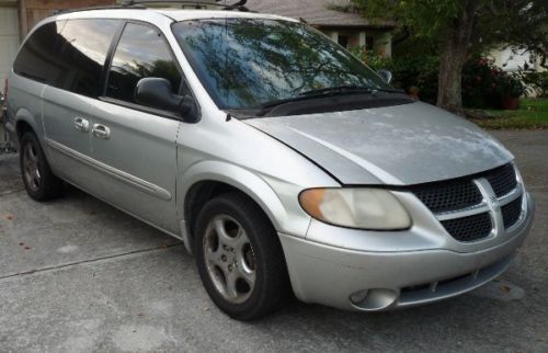 2002 dodge grand caravan es 3.8 l v-6 as is for parts or rebuild 6 leather seats