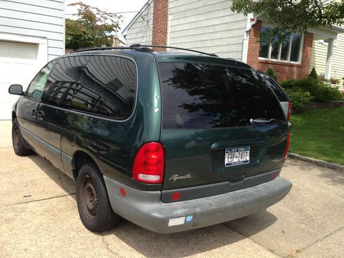 1998 plymouth grand voyager expresso mini passenger van 4-door 3.3l