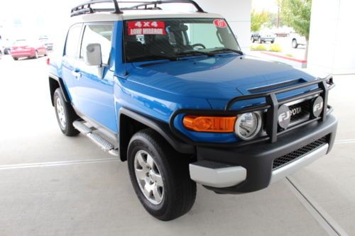 07 fj cruiser 4x4 blue low milage clean one owner