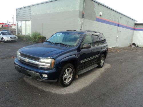 2002 chevrolet trail blazer 4 wheel drive 4 door 135000 mile loaded,leather