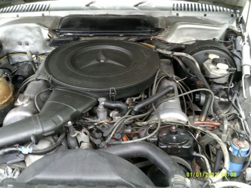 Mercedes- Benz 450 SL 1975, image 6