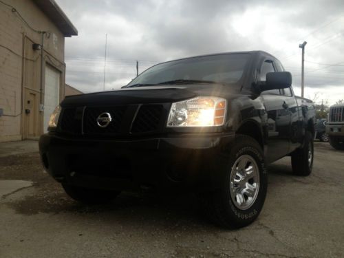 Nissan titan 4x4 2005 black