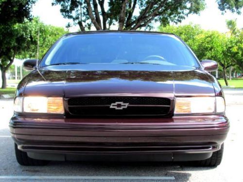 SS LT1 RARE LAST YEAR Police Interceptor IMMACULATE LIKE NEW 1SB Caprice, image 6