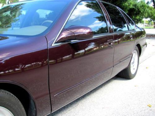 SS LT1 RARE LAST YEAR Police Interceptor IMMACULATE LIKE NEW 1SB Caprice, image 12