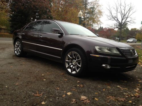 Volkswagen phaeton 4.2 v8 has extended platinum warranty + cold weather package